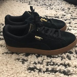 Puma Suede Sneakers